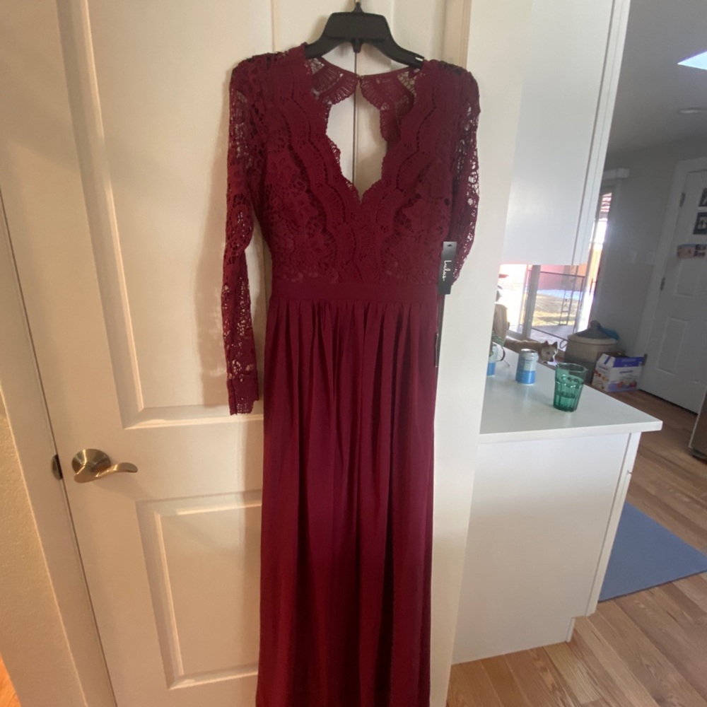 Lulu’s Bridesmaid Dress in maroon